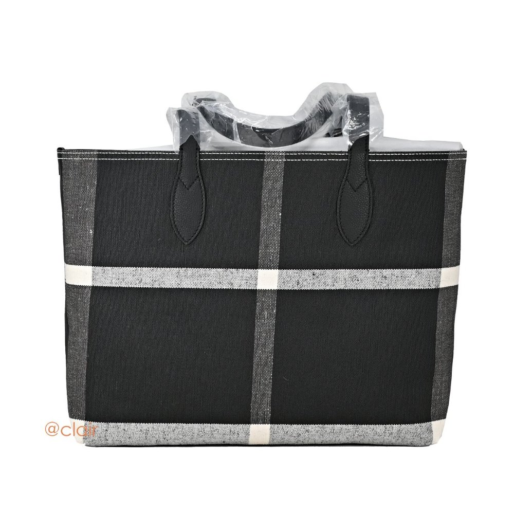 Burberry Medium Doodle Reversible Coated Canvas - Picture 4 of 8